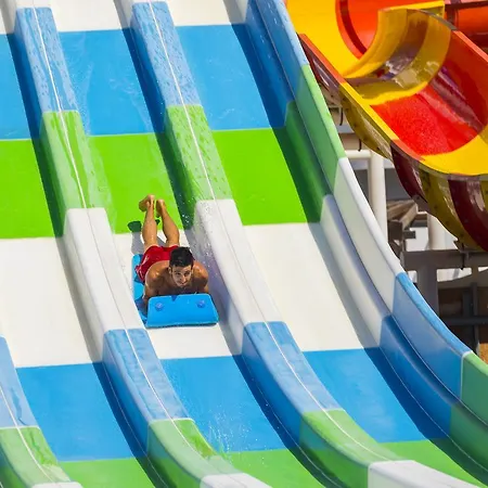 Leonardo Laura & Splash Resort Klorakas